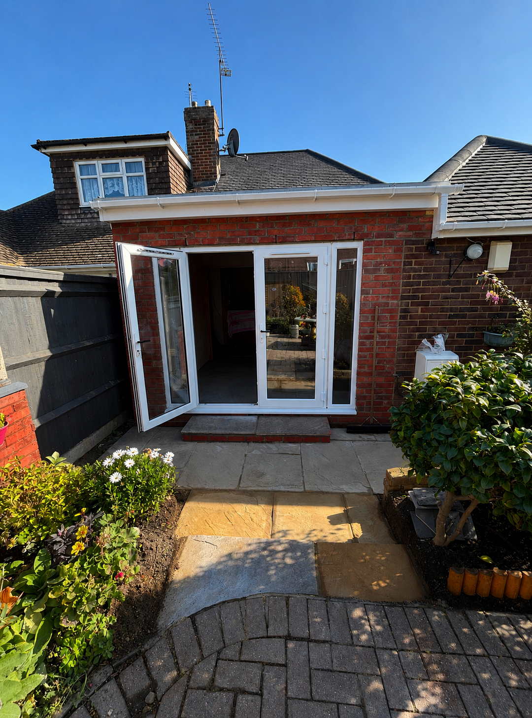 Kevin Masters Building Services — extensions and conversions, Kent